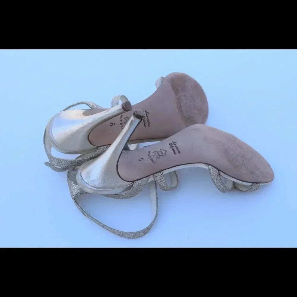Butter heeled sandals - Picture 5 of 7